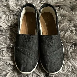Dark denim Toms